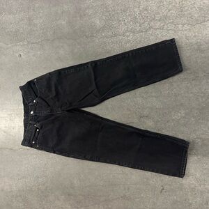 Black straight leg LEVI 550 denim jeans #streetwear

Size: W32 L30
